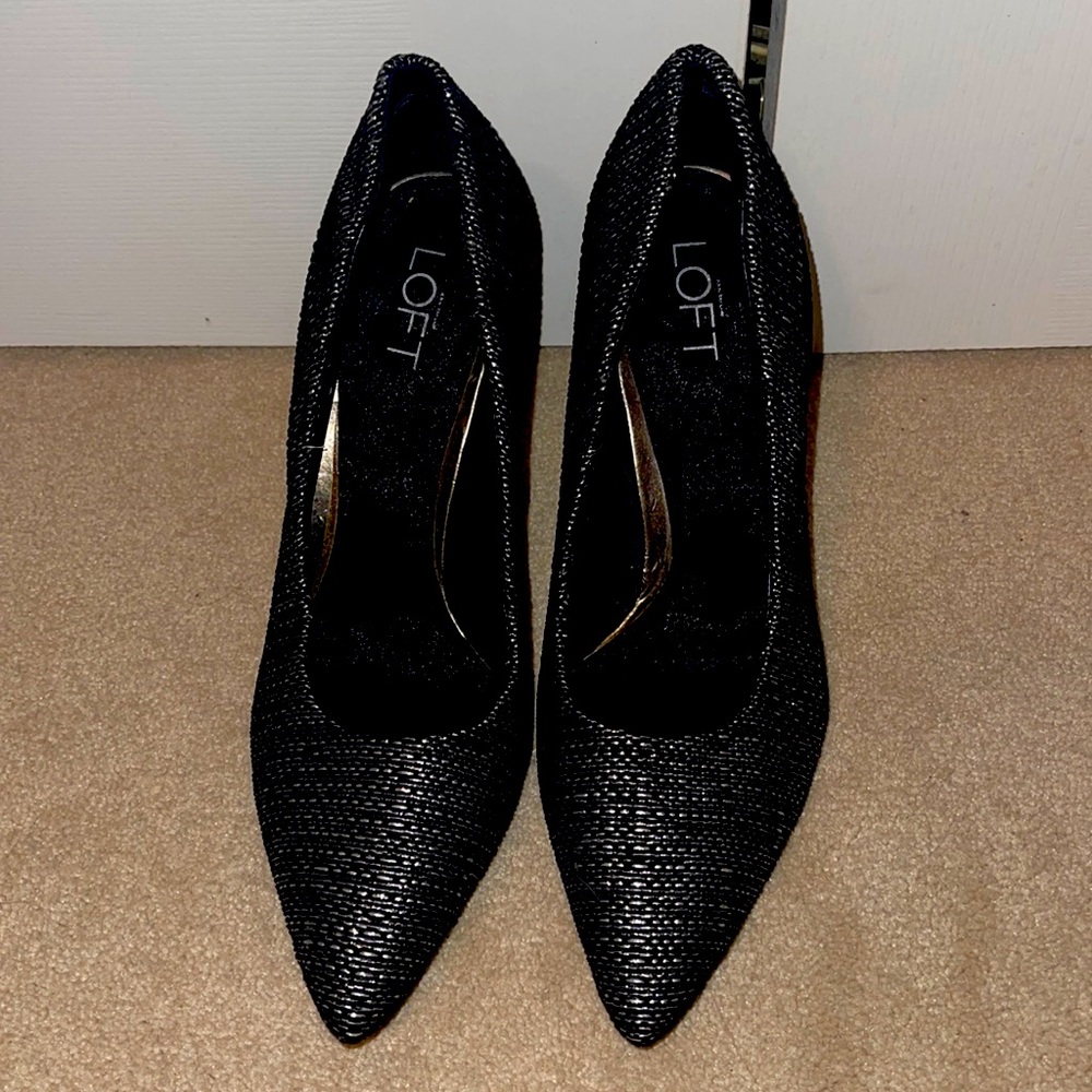 💜Ann Taylor loft black tweed heels